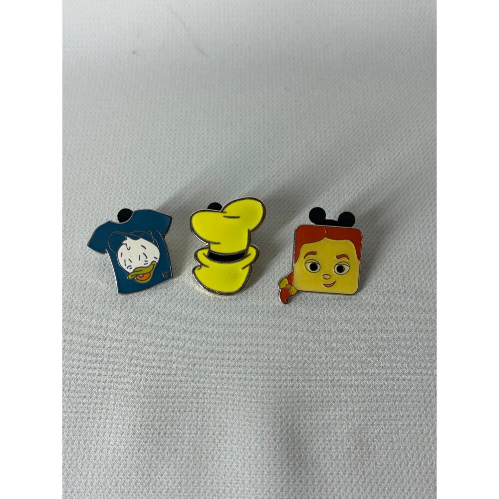 Lot of 3 Disney Collectible Pins Jessie, goofy hat, Donald nephew Huey